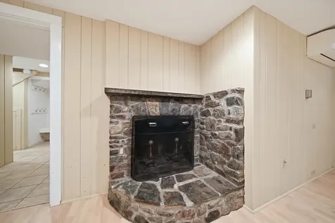 9 Wyeth Road Hanover NH 03755