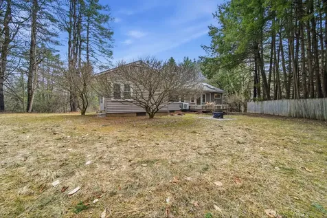9 Wyeth Road Hanover NH 03755
