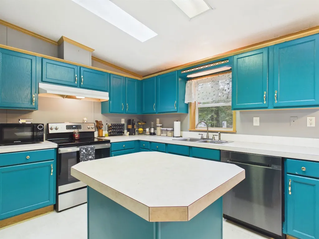 61 Sugar Hill Road Swanzey NH 03446