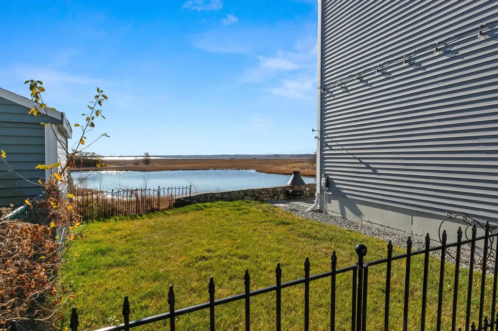 155 Island Path Hampton NH 03842