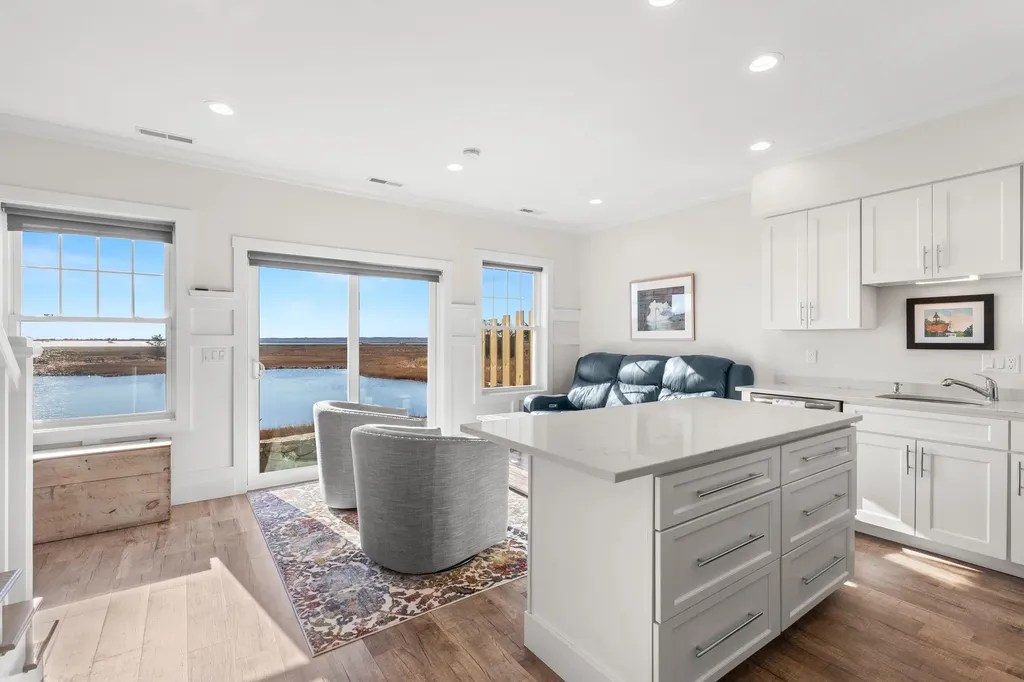 155 Island Path Hampton NH 03842