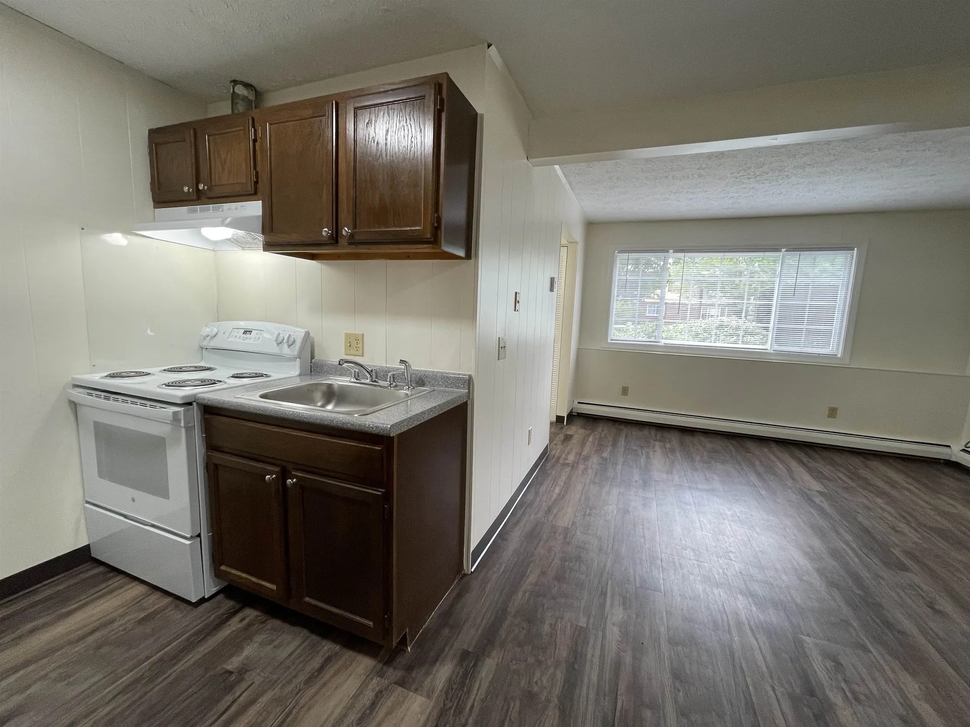 3991 Old Brown Avenue Manchester NH 03103