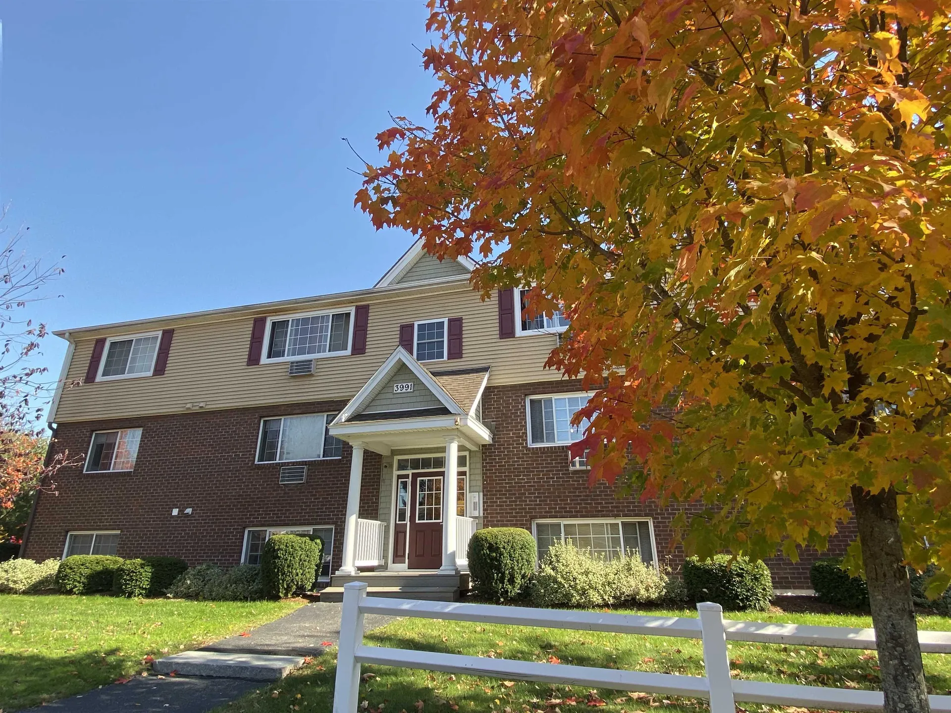 3991 Old Brown Avenue Manchester NH 03103