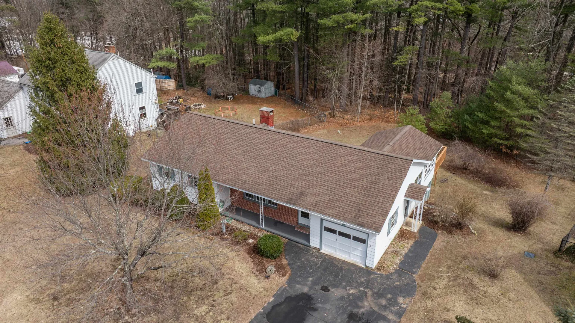 98 Oak Street Milford NH 03055