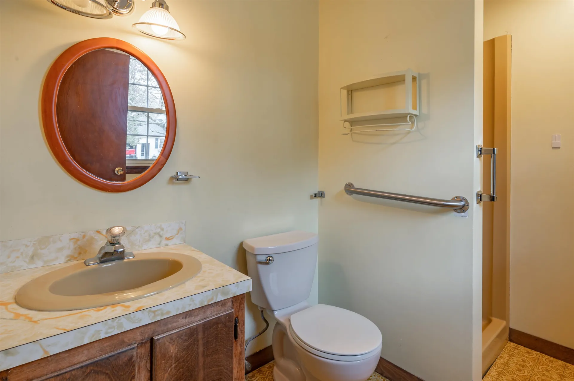 98 Oak Street Milford NH 03055