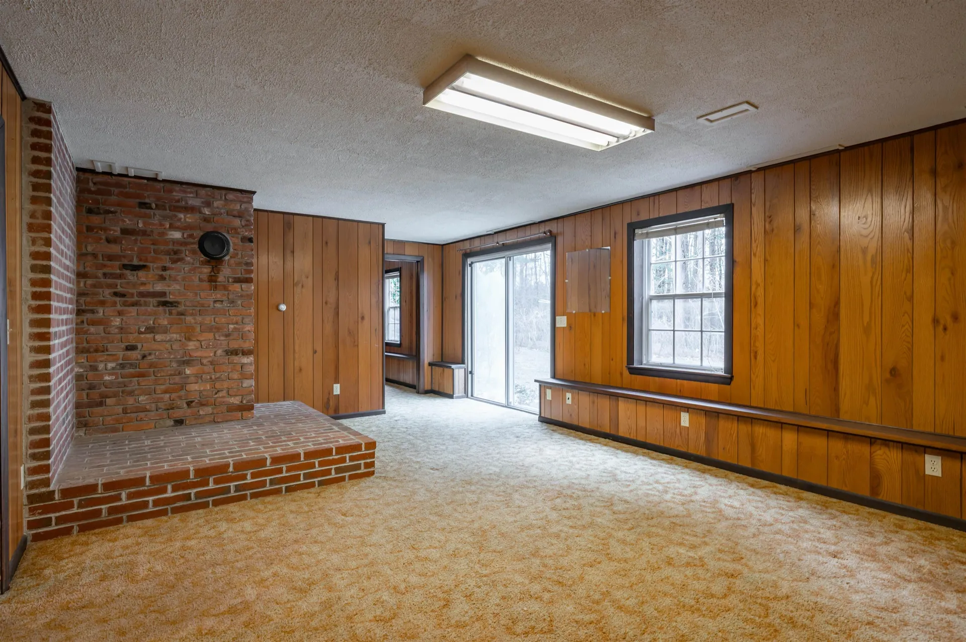 98 Oak Street Milford NH 03055