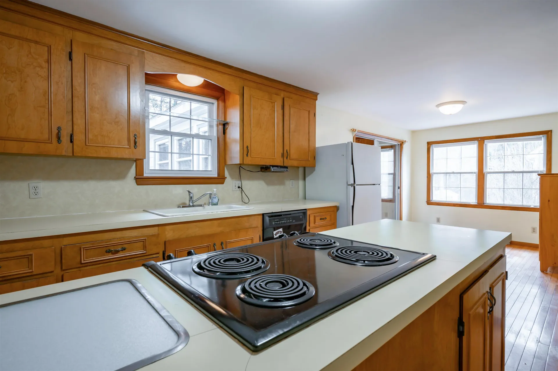 98 Oak Street Milford NH 03055
