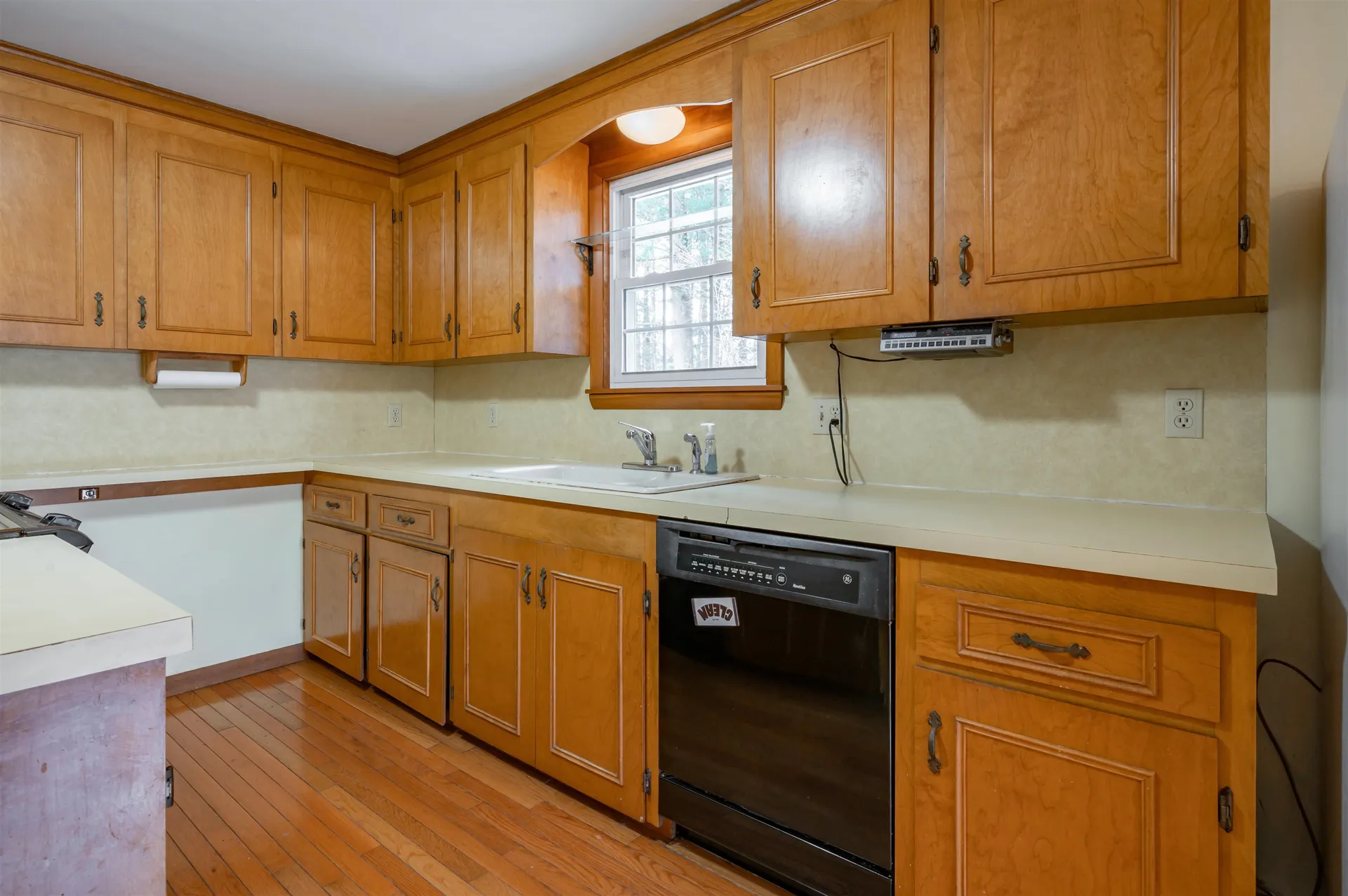 98 Oak Street Milford NH 03055