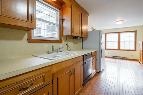 98 Oak Street Milford NH 03055