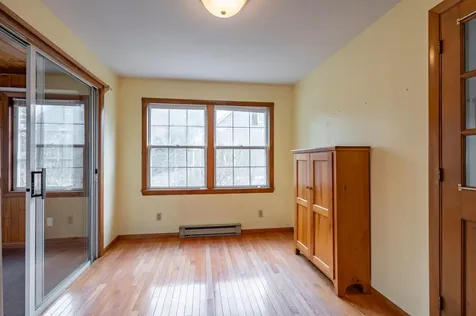 98 Oak Street Milford NH 03055
