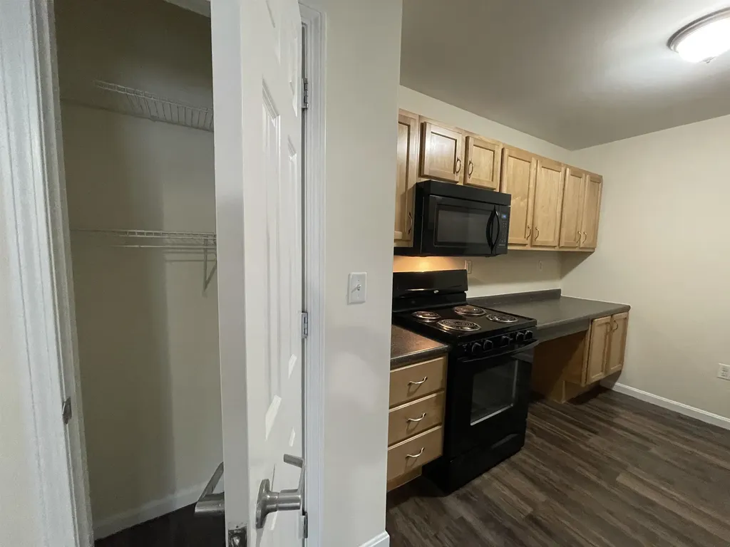 20 Sentinel Court Manchester NH 03104