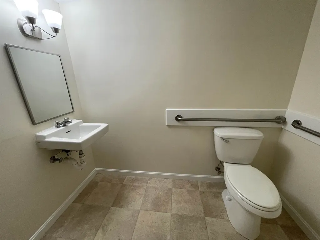 20 Sentinel Court Manchester NH 03104