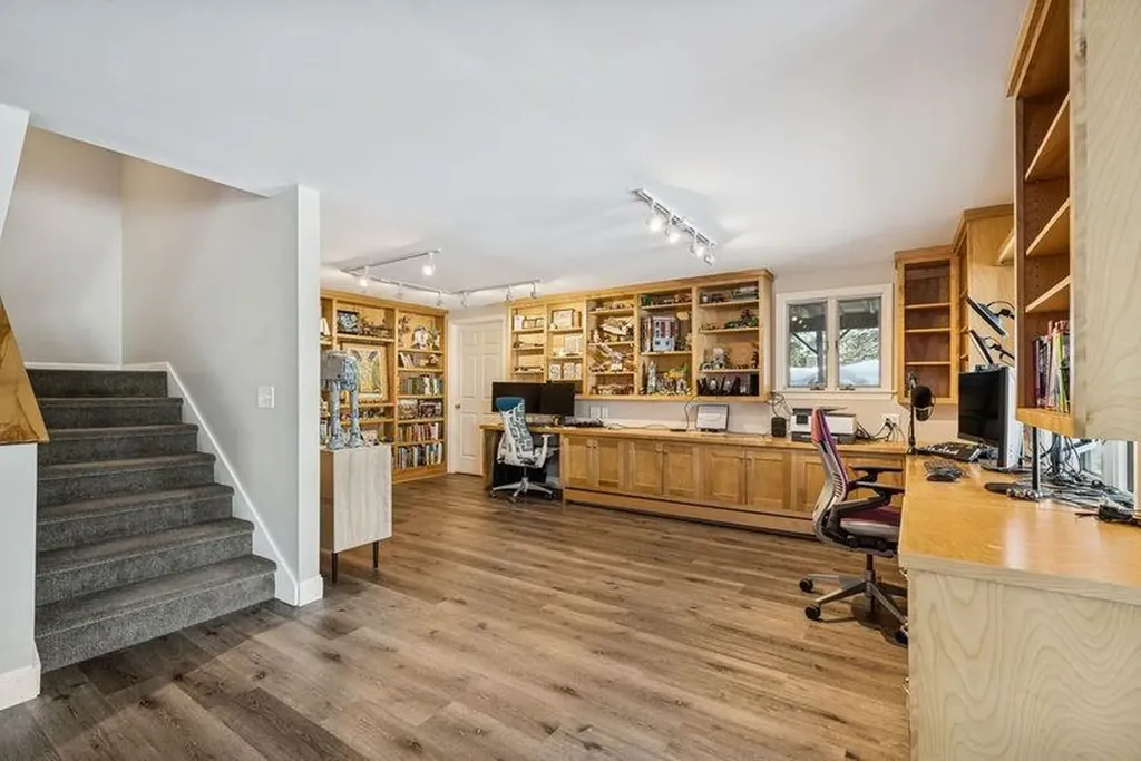 644 Methodist Hill Road Enfield NH 03748