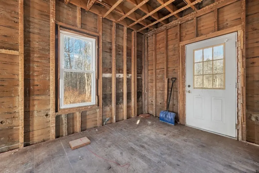 68 Taylor Road Sanbornton NH 03269