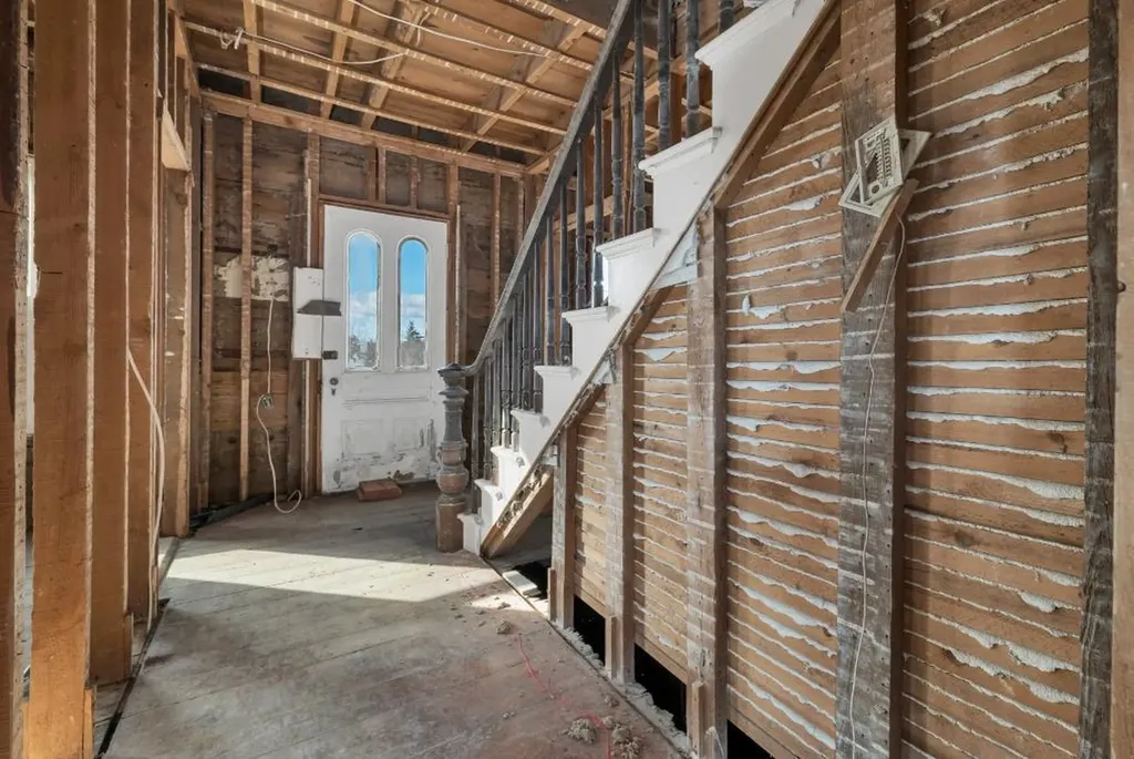 68 Taylor Road Sanbornton NH 03269