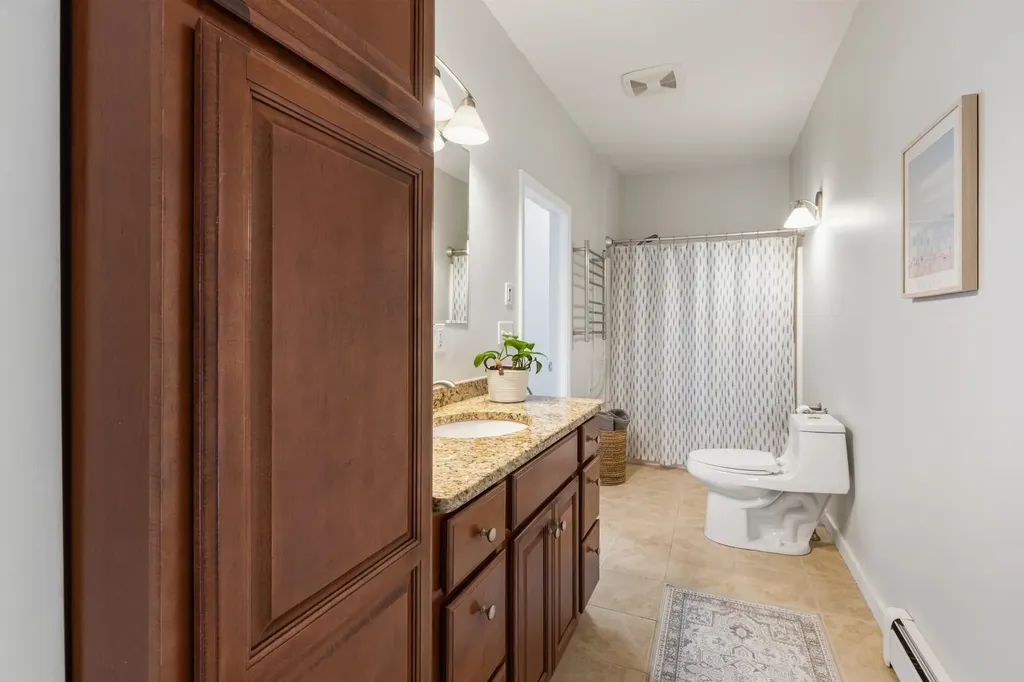 159 Woodbury Avenue Portsmouth NH 03801