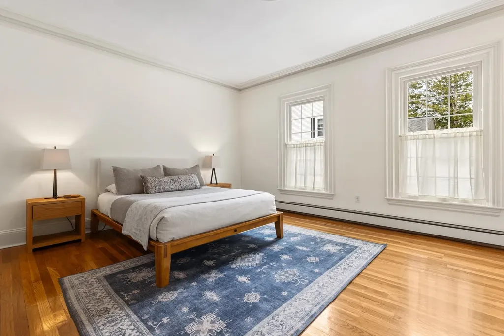 159 Woodbury Avenue Portsmouth NH 03801
