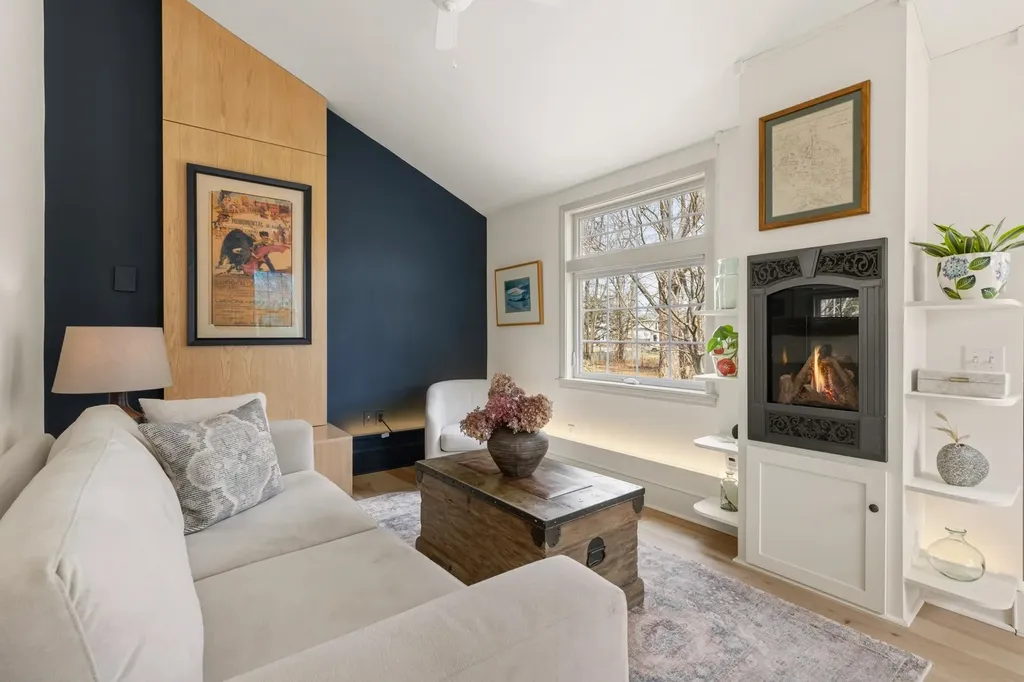 159 Woodbury Avenue Portsmouth NH 03801