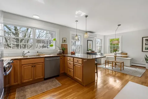 159 Woodbury Avenue Portsmouth NH 03801