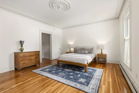 159 Woodbury Avenue Portsmouth NH 03801