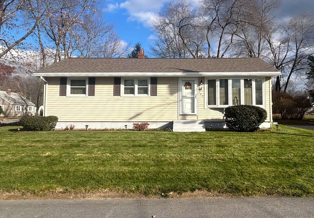 155 Woodbine Avenue Manchester NH 03109