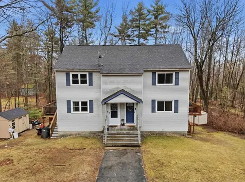8 Lincoln Drive Hooksett NH 03106
