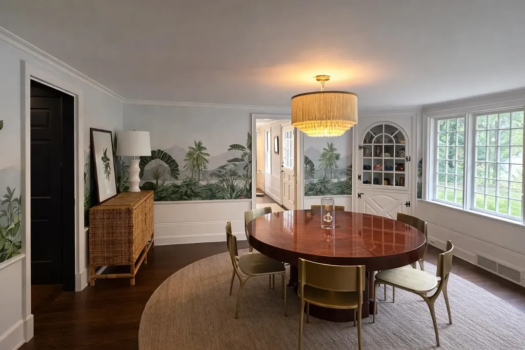 11 Strawberry Hill Brattleboro VT 05301