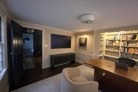 11 Strawberry Hill Brattleboro VT 05301