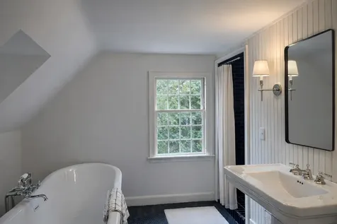 11 Strawberry Hill Brattleboro VT 05301