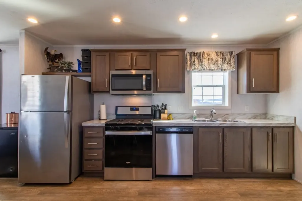 1501 Searles Road Newport Town VT 05857