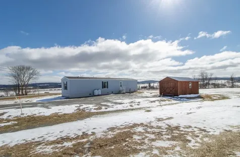 1501 Searles Road Newport Town VT 05857