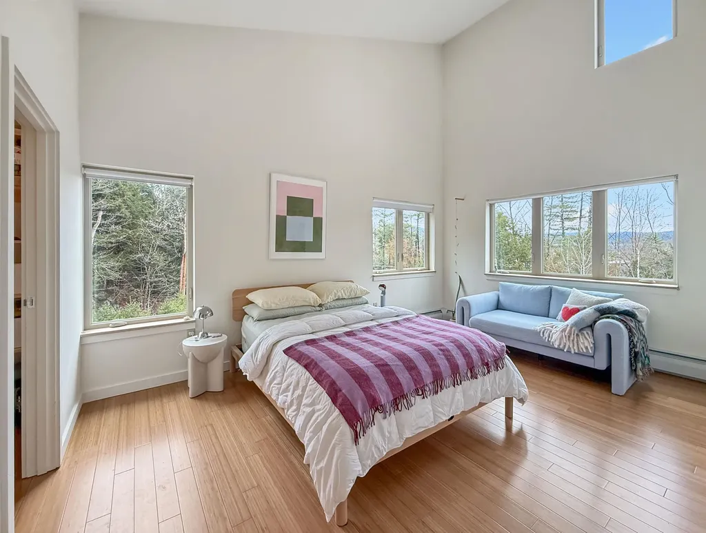 15 Gile Drive Hanover NH 03755