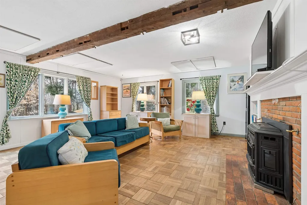 227 Garey Road Thetford VT 05043