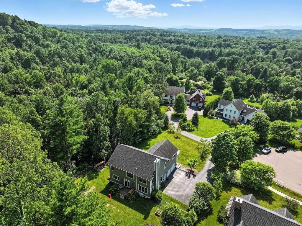 71 Lilly Creek Lane Shelburne VT 05482
