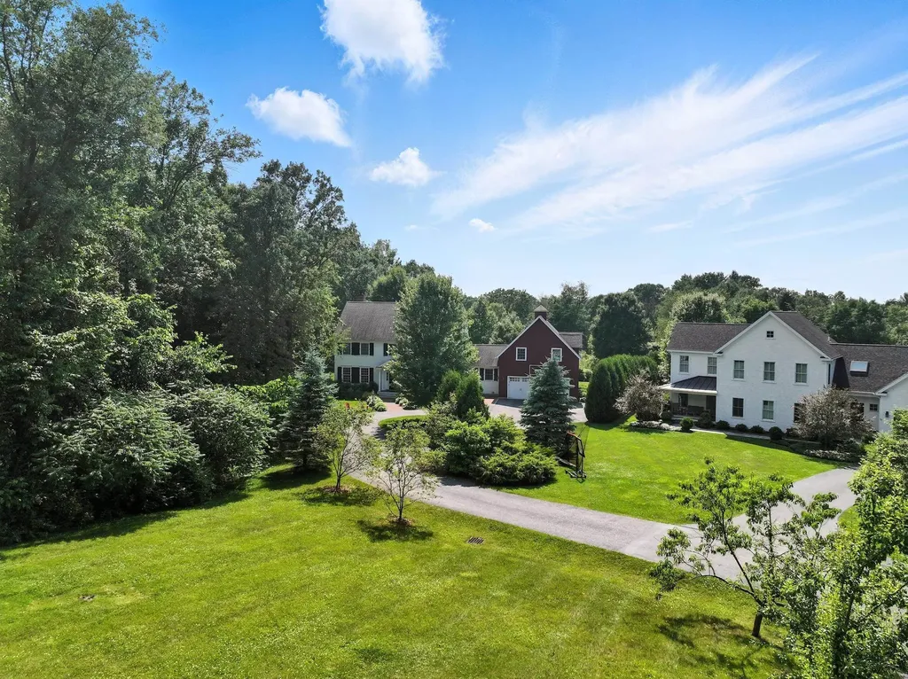 71 Lilly Creek Lane Shelburne VT 05482