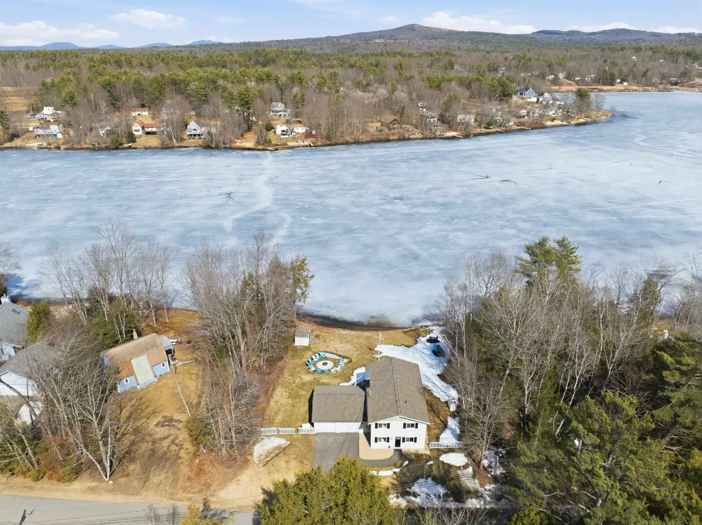 222 Varney Road Barnstead NH 03225