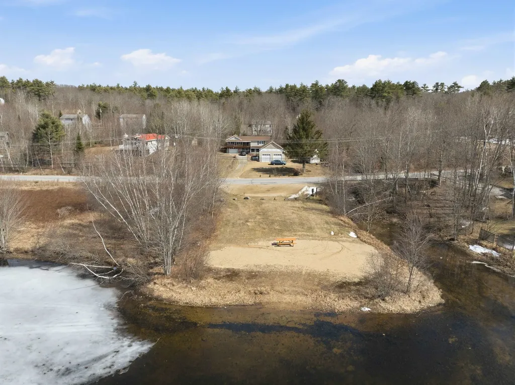 222 Varney Road Barnstead NH 03225