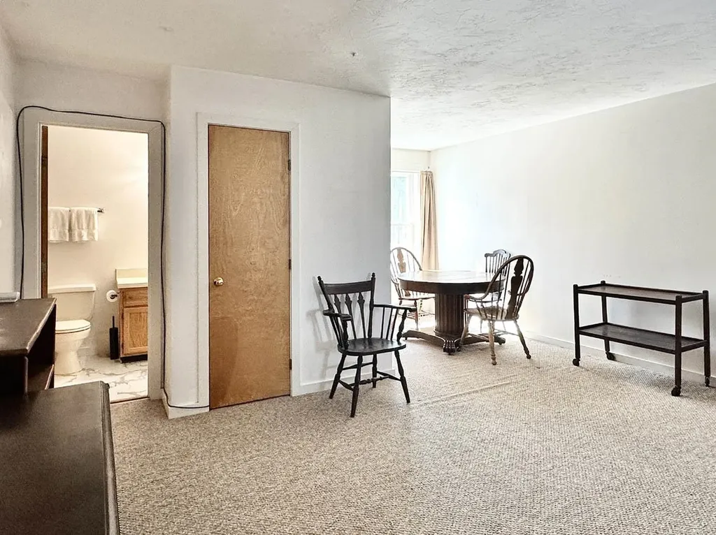 64 Davis Road Plymouth NH 03264