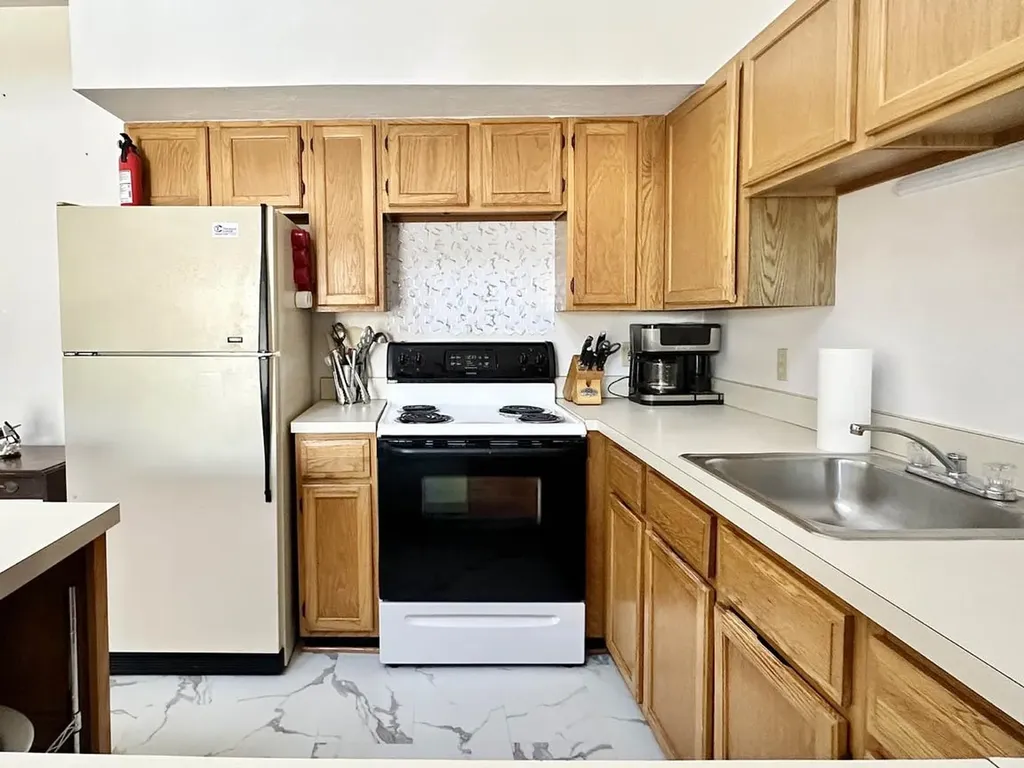 64 Davis Road Plymouth NH 03264