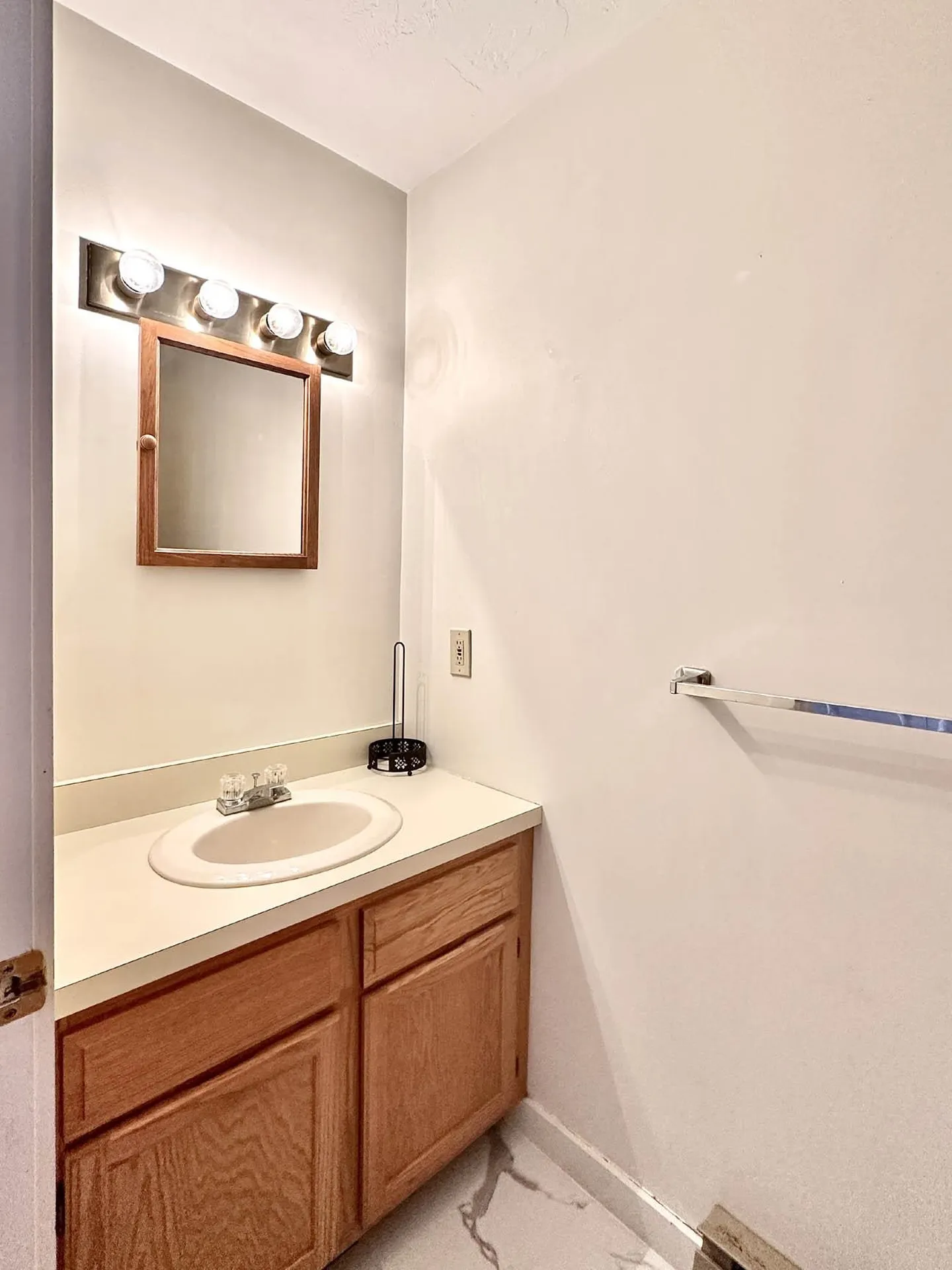 64 Davis Road Plymouth NH 03264