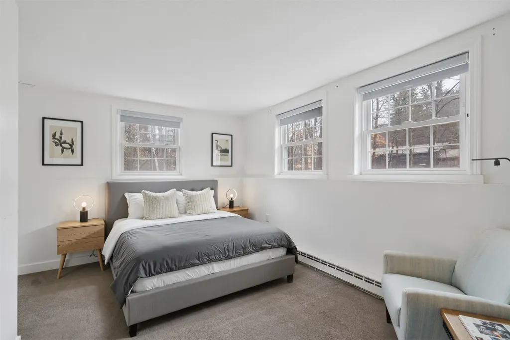 20 Tenley Drive Lebanon NH 03784