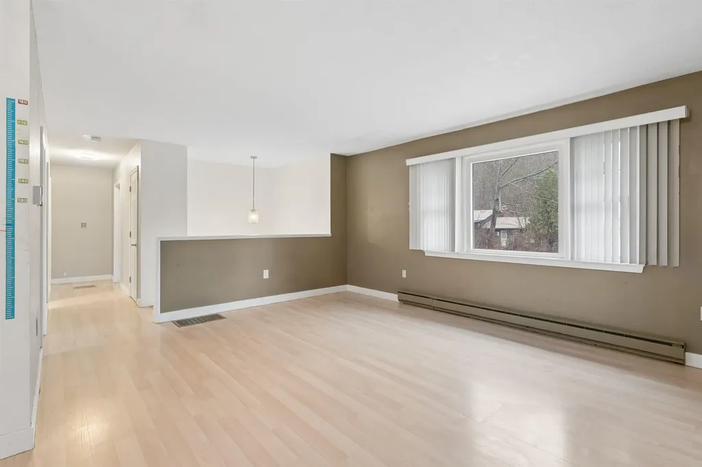 20 Tenley Drive Lebanon NH 03784