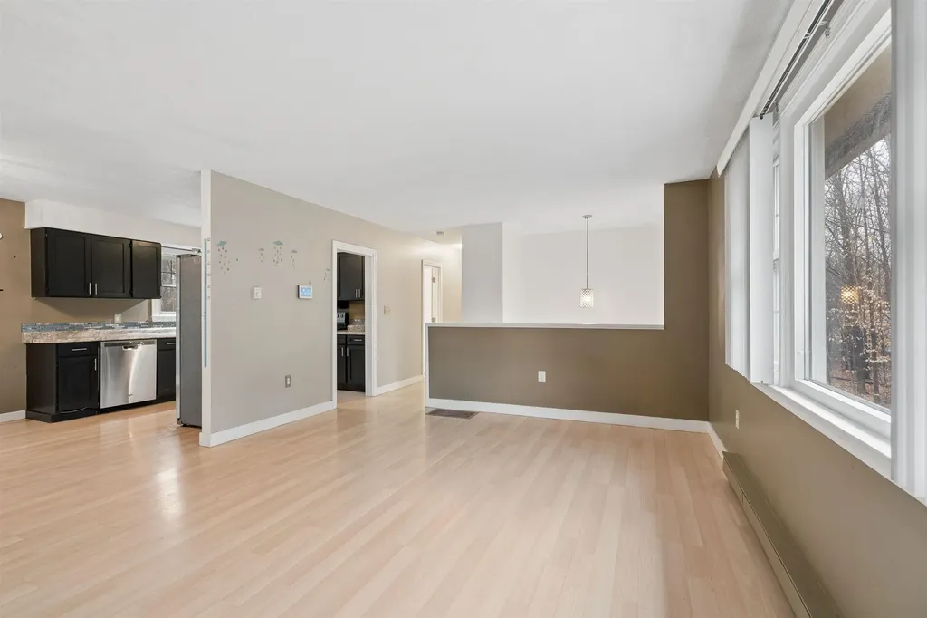 20 Tenley Drive Lebanon NH 03784