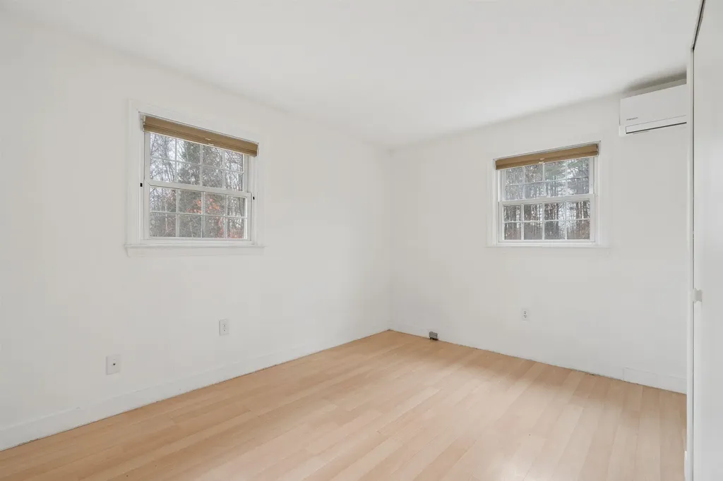 20 Tenley Drive Lebanon NH 03784