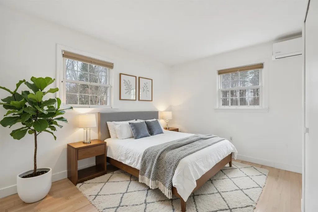 20 Tenley Drive Lebanon NH 03784