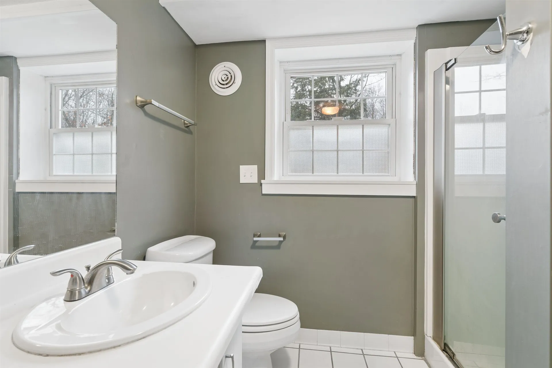 20 Tenley Drive Lebanon NH 03784