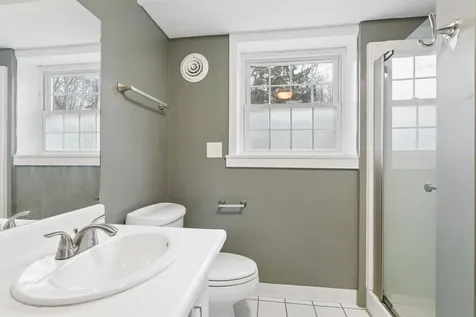 20 Tenley Drive Lebanon NH 03784