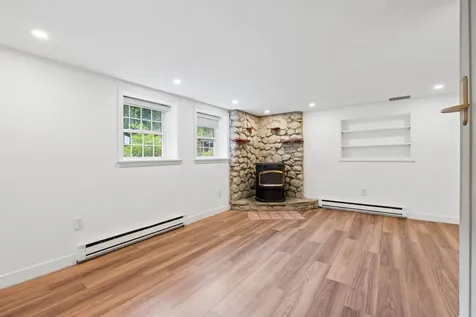 20 Tenley Drive Lebanon NH 03784