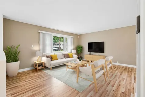 20 Tenley Drive Lebanon NH 03784