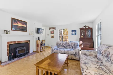 7 Patriots Way Ossipee NH 03814